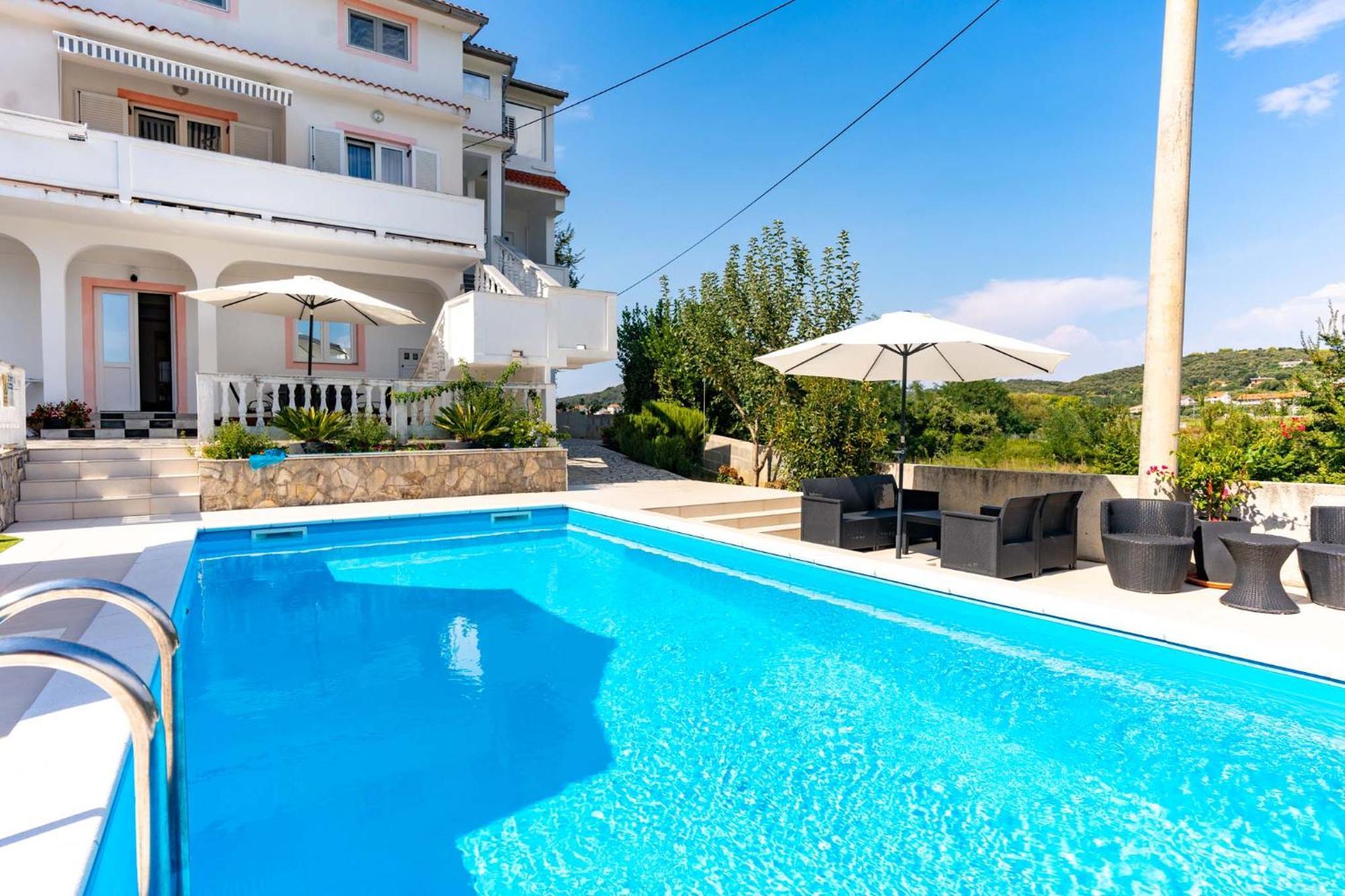 Apartments Lores Rab Town Exterior foto